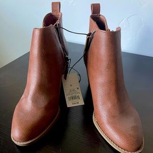 Brand new Target booties size 6.5! Brown with some texture to them
